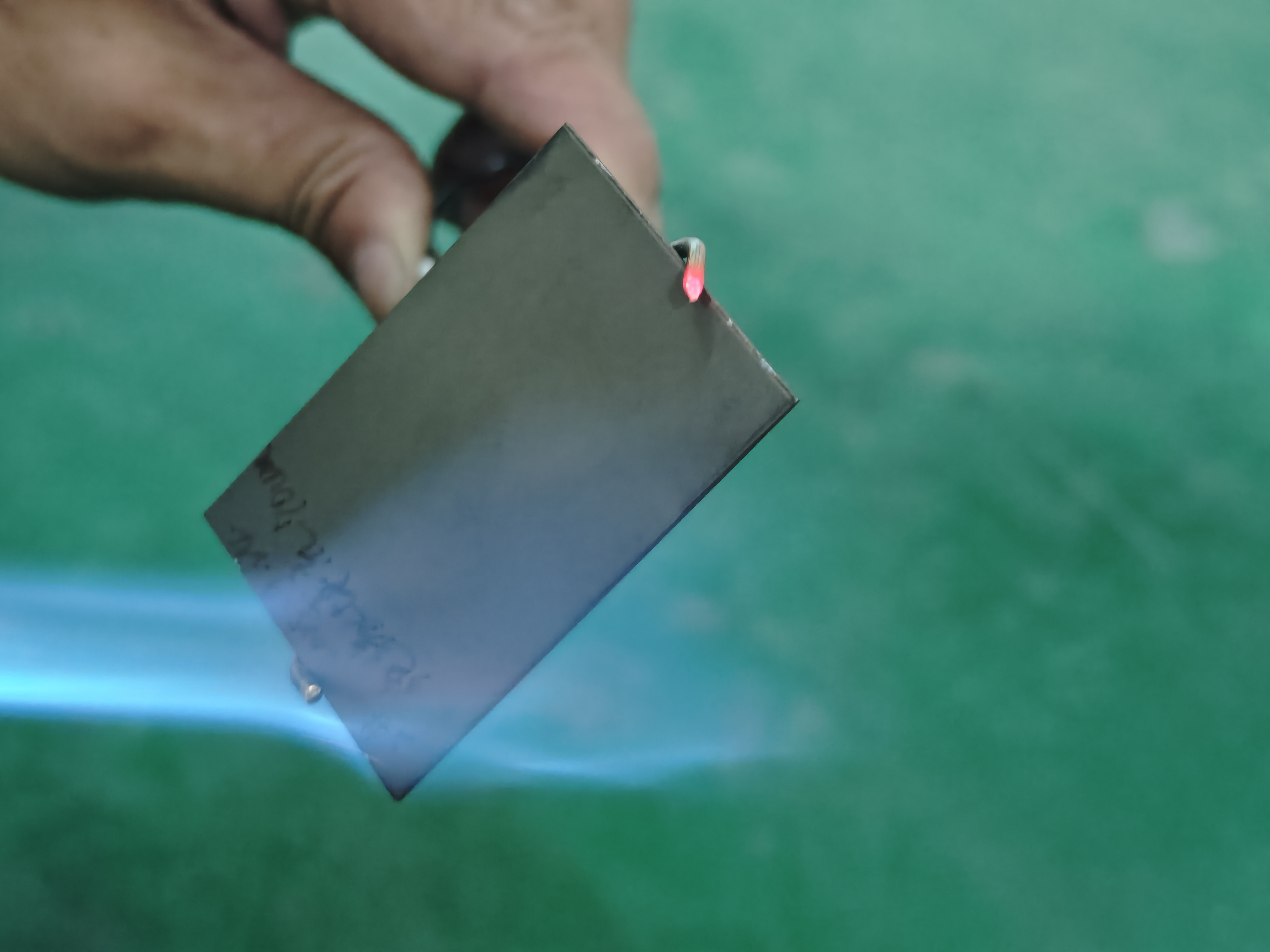 新型复合材料重塑新能源电池壳体技术(图2) 新型复合材料重塑新能源电池壳体技术(图2)